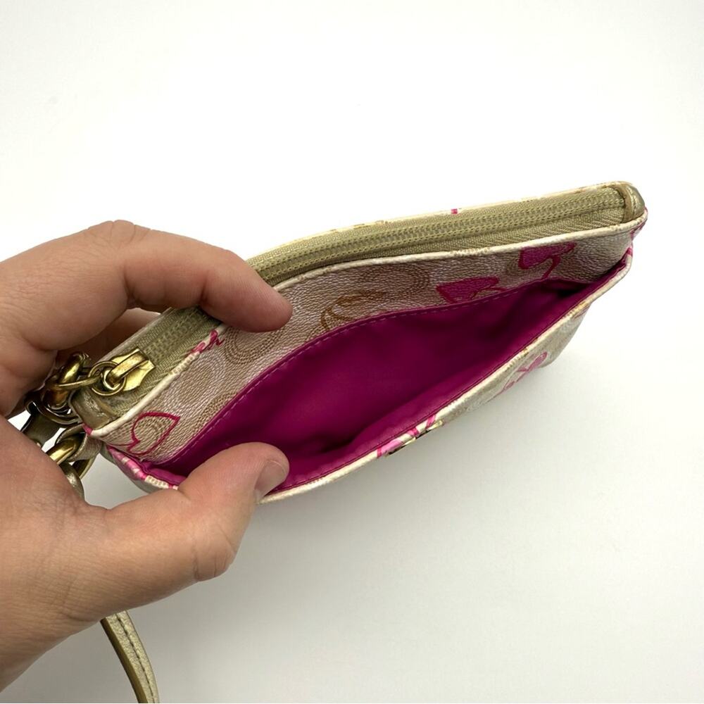 Coach Waverly Cherry Heart Signature Wristlet Khaki Pink 49240 BKHPK - Picture 7 of 15